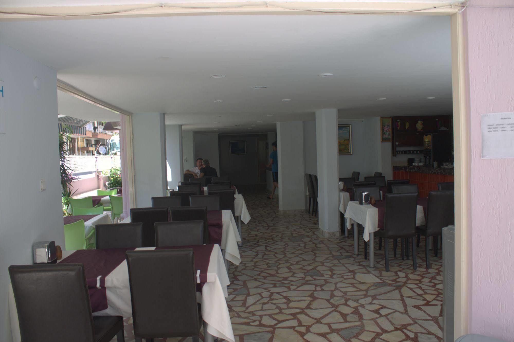 Rosella Hotel Αλάνια Εξωτερικό φωτογραφία