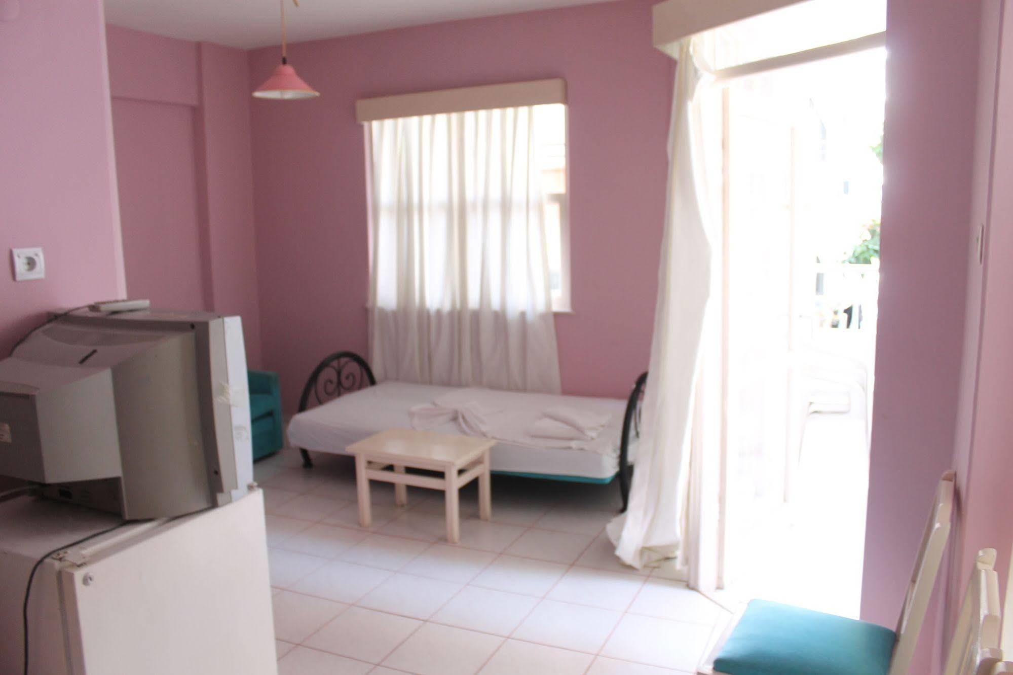 Rosella Hotel Αλάνια Εξωτερικό φωτογραφία
